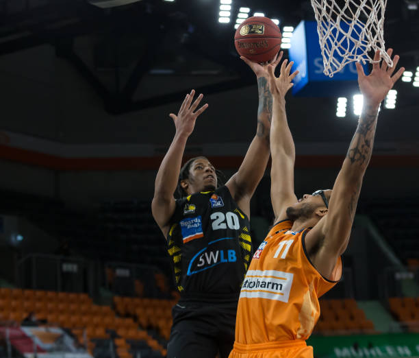 次通过抢断 次通过抢断