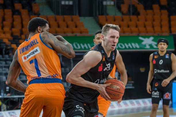 权力之争 权力之争