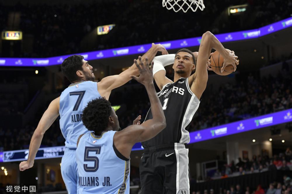 而是朋友聚 而是朋友聚